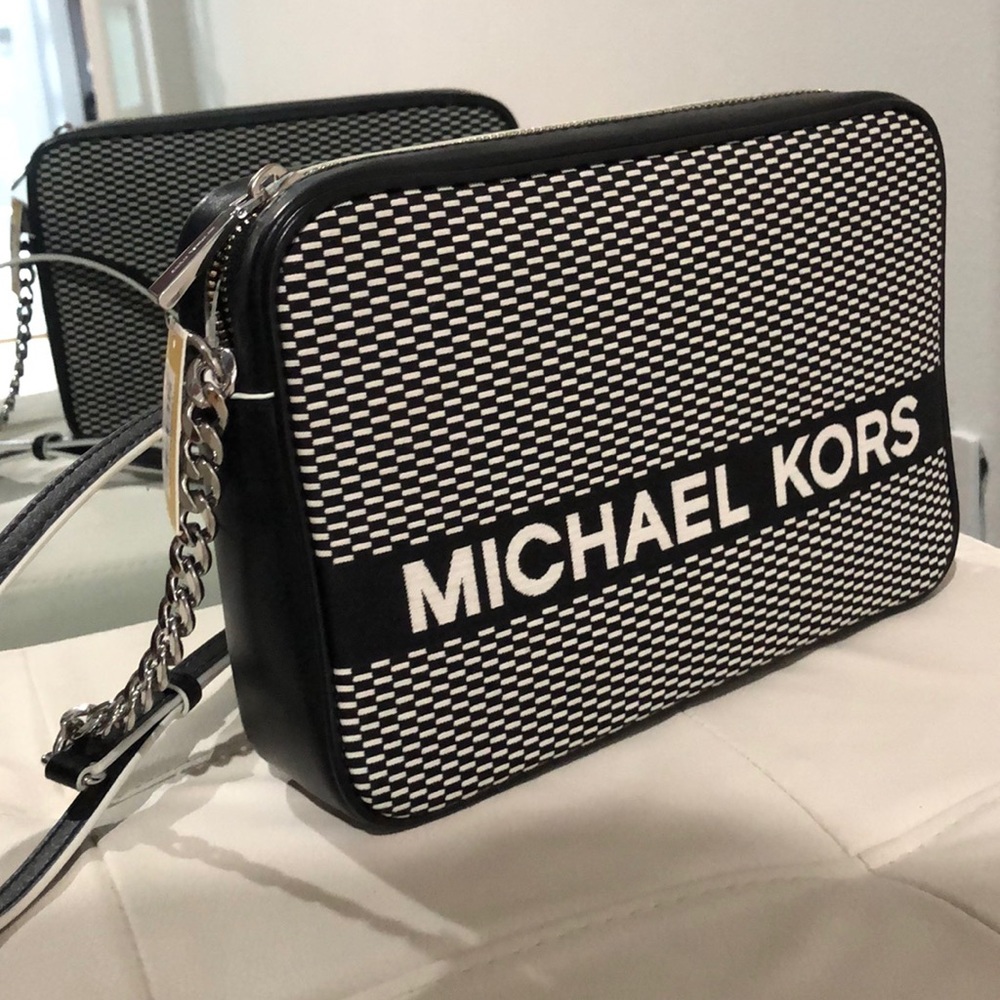 Michael Kors Jet Set Crossbody